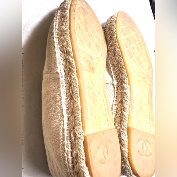 Chanel CC Espadrilles. Size 41. Made in Spain. Neutral and black. - Picture 11 of 13